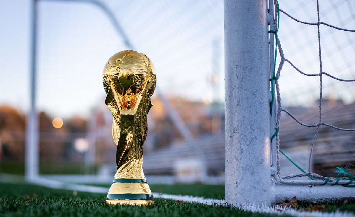 How did FIFA World Cup Qatar 2022 fare against the 2018 version?
